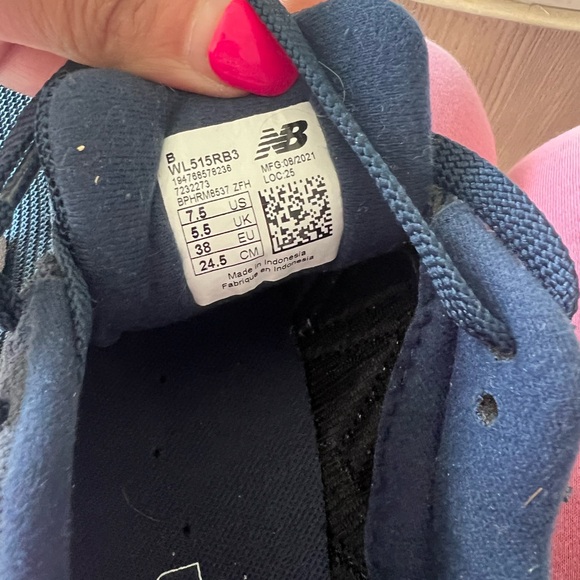 New Balance - Picture 5 of 5